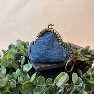 Blue Velvet Kiss Lock Coin Purse
